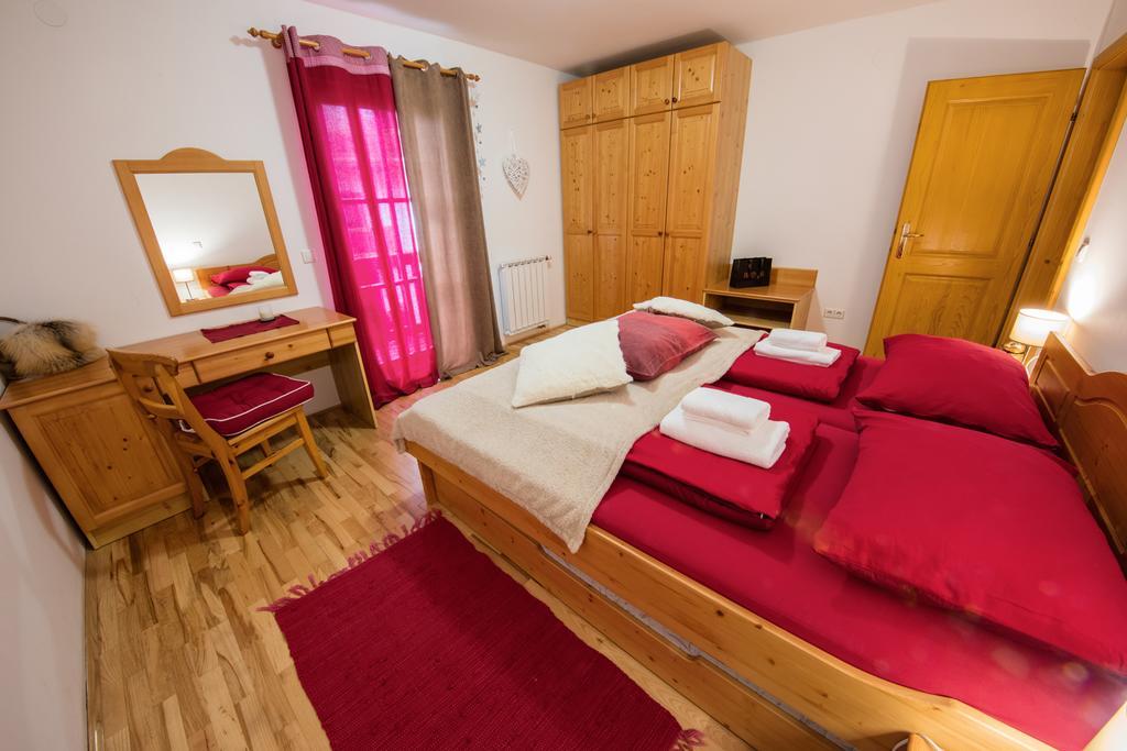 Apartments Mariborsko Pohorje ฮอชโกโปโอเรีย ภายนอก รูปภาพ