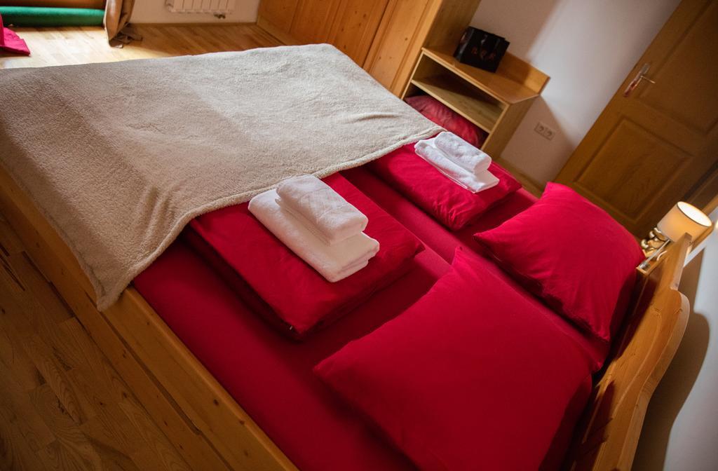 Apartments Mariborsko Pohorje ฮอชโกโปโอเรีย ภายนอก รูปภาพ